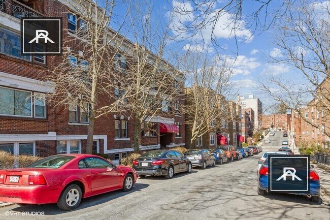Building Photo - 3 bedroom in Brighton MA 02135