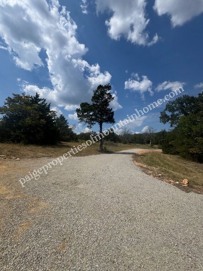 Foto del edificio - 133 CR 606