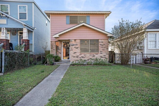 Building Photo - 5207 Avenue K