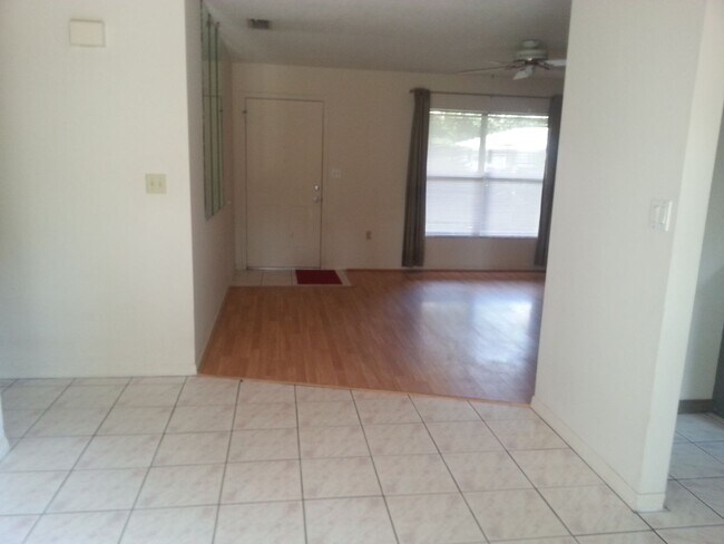 Building Photo - 6170 W Pinedale Cir