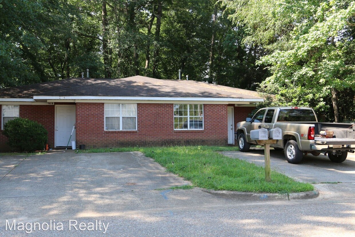 Foto principal - 2 br, 1 bath House - 234 Martin Ave