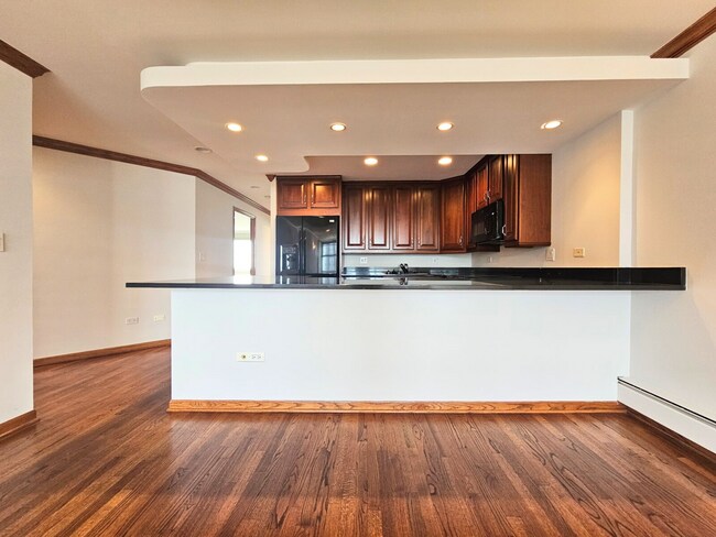 Foto del edificio - 1356 N Dearborn St