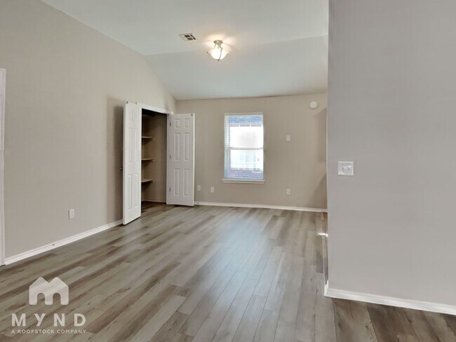 Foto del edificio - 525 Cherokee Gate Dr