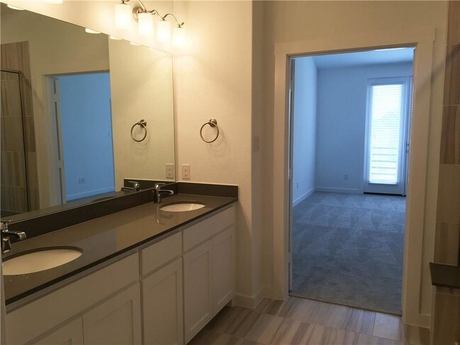 Foto del edificio - 430 Bonfield Dr