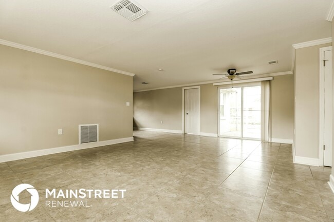 Building Photo - 3022 Brompton Dr