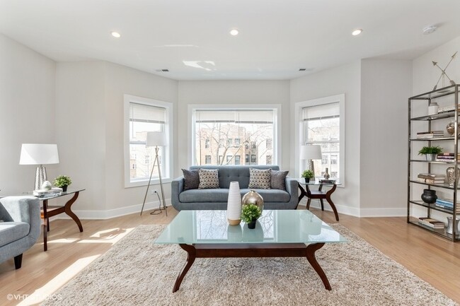 Foto del edificio - 6325 N Richmond St