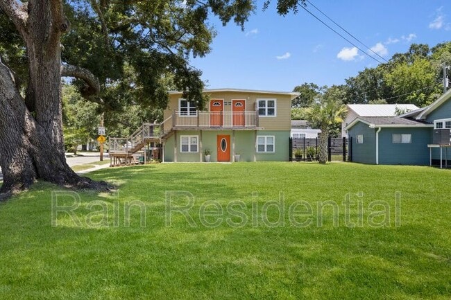 Building Photo - 450 Porter Ave