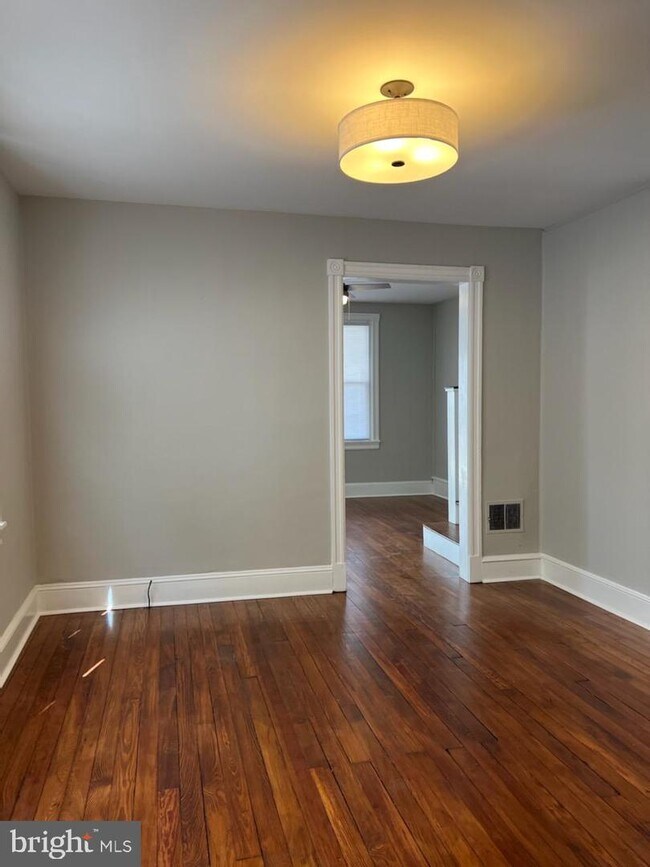 Foto del edificio - 267 N Aberdeen Ave