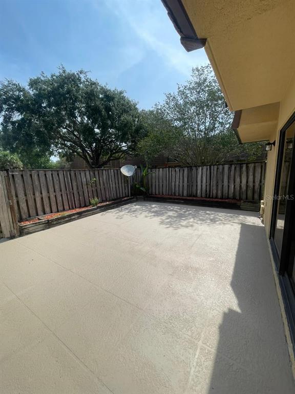 Building Photo - 5340 Bamboo Ct