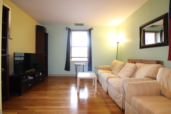 Foto del edificio - 96 Gainsborough St