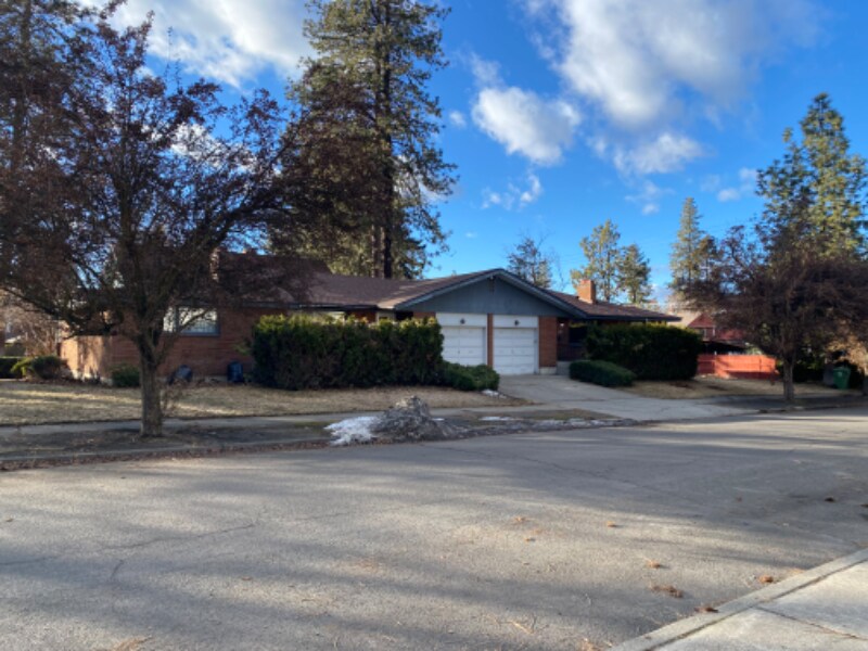 1424 S Monroe St, Spokane, WA 99203 House Rental in Spokane, WA