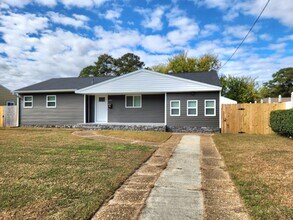 Building Photo - 8333 Halprin Dr