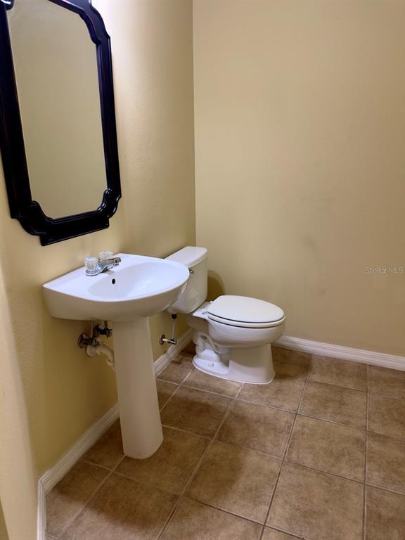 Building Photo - 256 Canna Dr