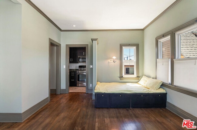 Foto del edificio - 254 S Vendome St