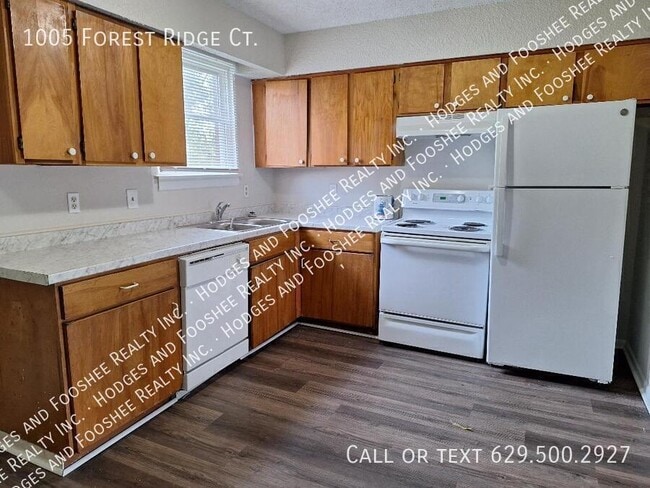 Building Photo - 1005 Forest Ridge Ct