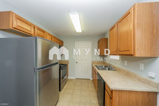 Building Photo - 3 br, 2 bath House - 1810 Dorchester Dr