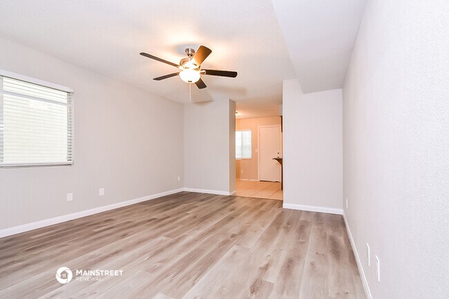 Building Photo - 4013 N Compass Rose Way
