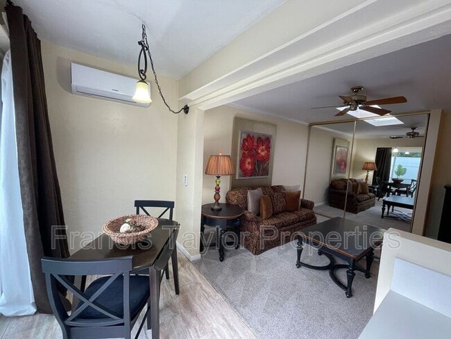 Building Photo - 1925 Village Wood Rd