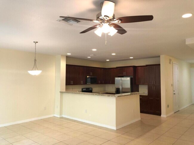 Building Photo - 6274 S Military Trail