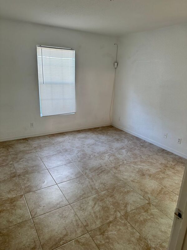 Foto del edificio - 821 5th St