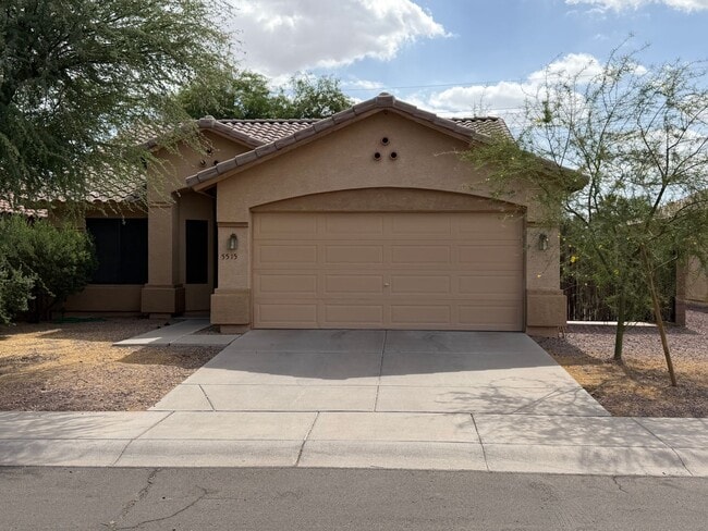 Building Photo - 5515 S 15th Way