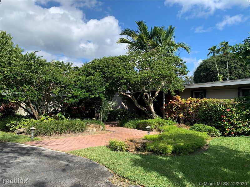 Foto principal - 4 br, 3 bath House - 11755 SW 68th Ct