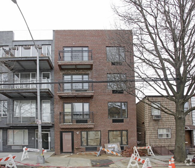 Building Photo - 172 Skillman Ave