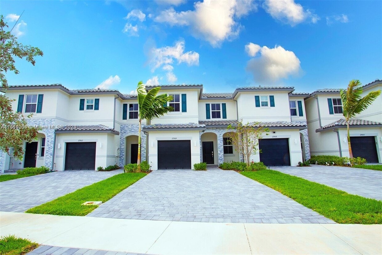 11964 NW 47th Manor, Coral Springs, FL 33076 Townhome Rentals in
