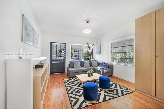 Foto del edificio - 3655 Oak Ave