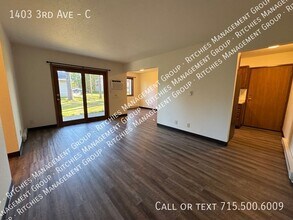 Building Photo - 1403 3rd Ave
