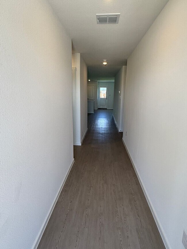 Foto del edificio - Brand New Charming Ranch-Style 3BR House in Providence Village