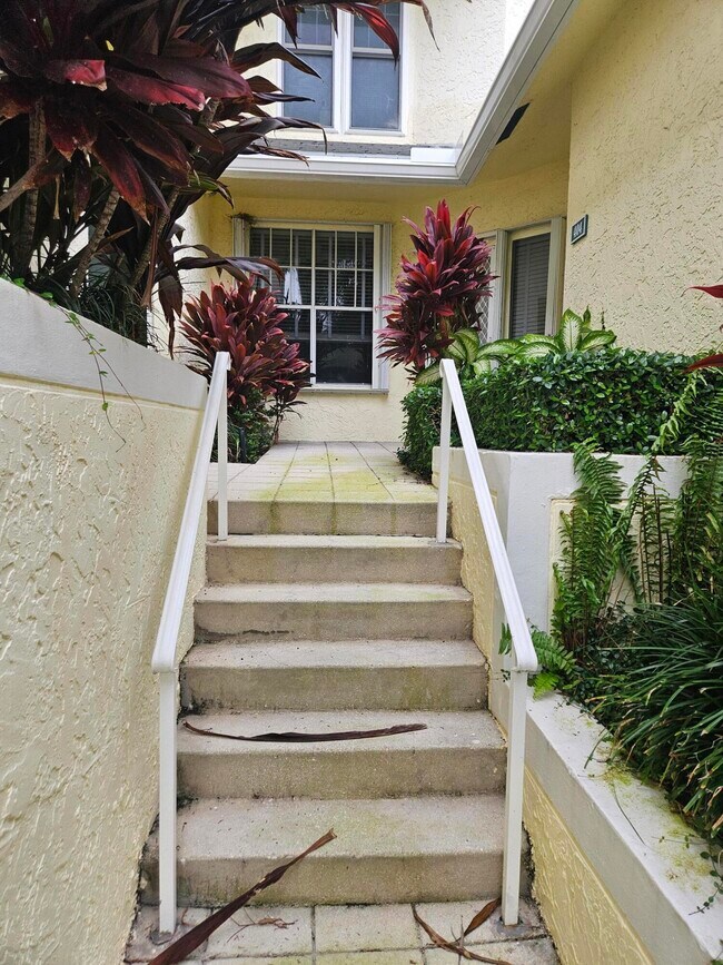 Foto del edificio - 404 Mainsail Cir