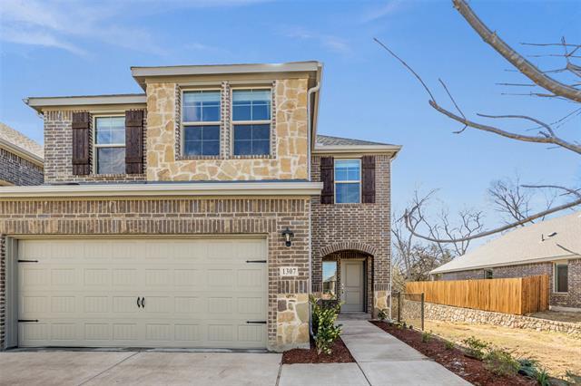 Foto del edificio - 1307 Rusted Rail Dr