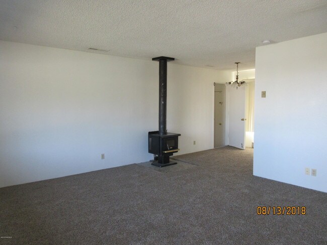 Building Photo - 1802 Cedarwood Dr