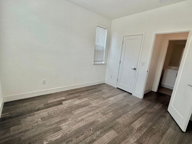 Foto del edificio - GILROY - beautifully maintained two-story home in the desirable gated community of Gilroy
