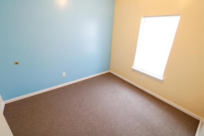Foto del edificio - 4298 Eclipse Way