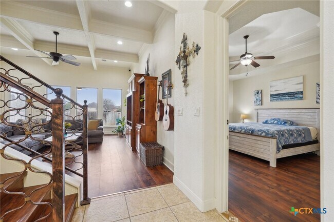 Foto del edificio - 2622 Fairwood Dr