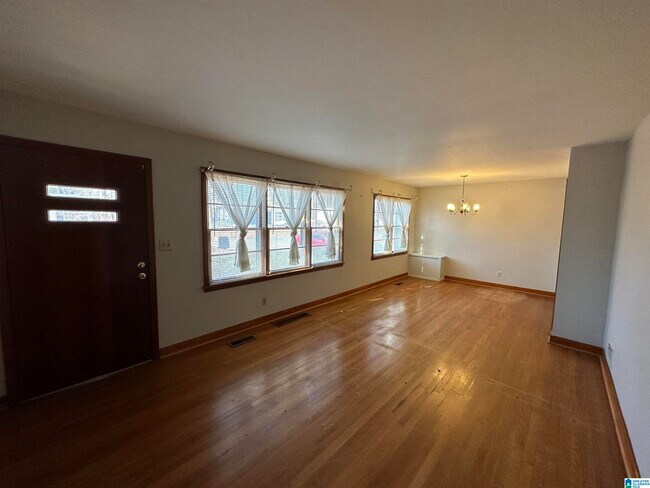 Foto del edificio - 1209 Columbia Ave