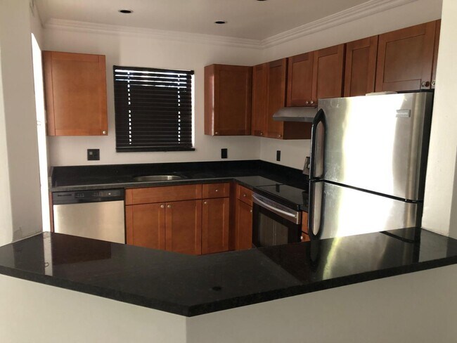 Foto del edificio - 21911 Lake Forest Cir