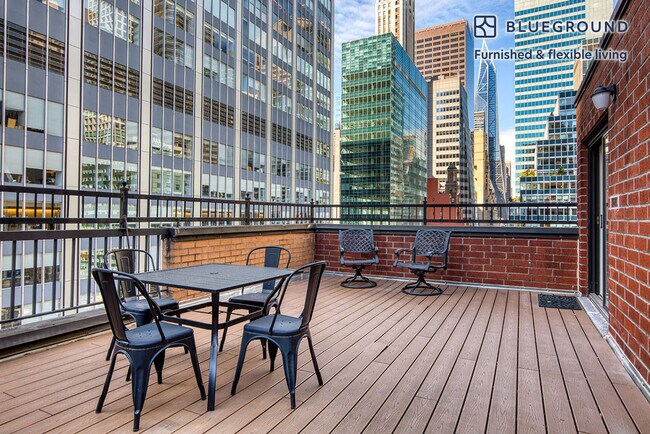 Foto del edificio - 123 E 54th St