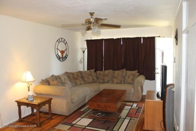 Building Photo - Located in Lawndale!!! 3bedrooms 1bath 1 c...