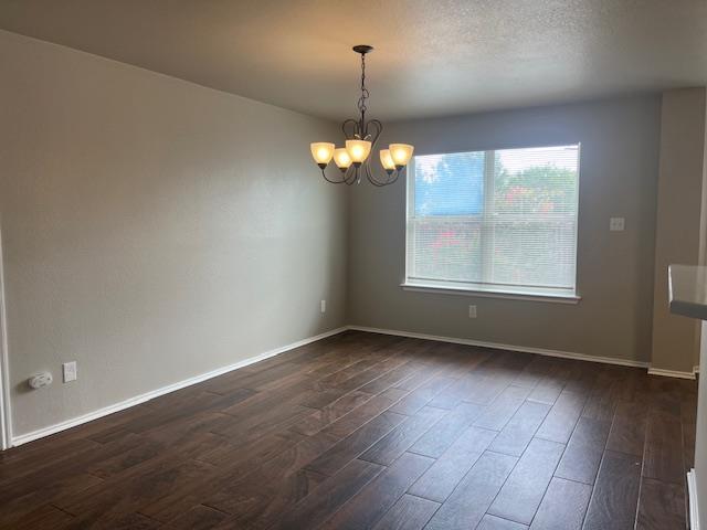 Building Photo - 331 Carriage Way
