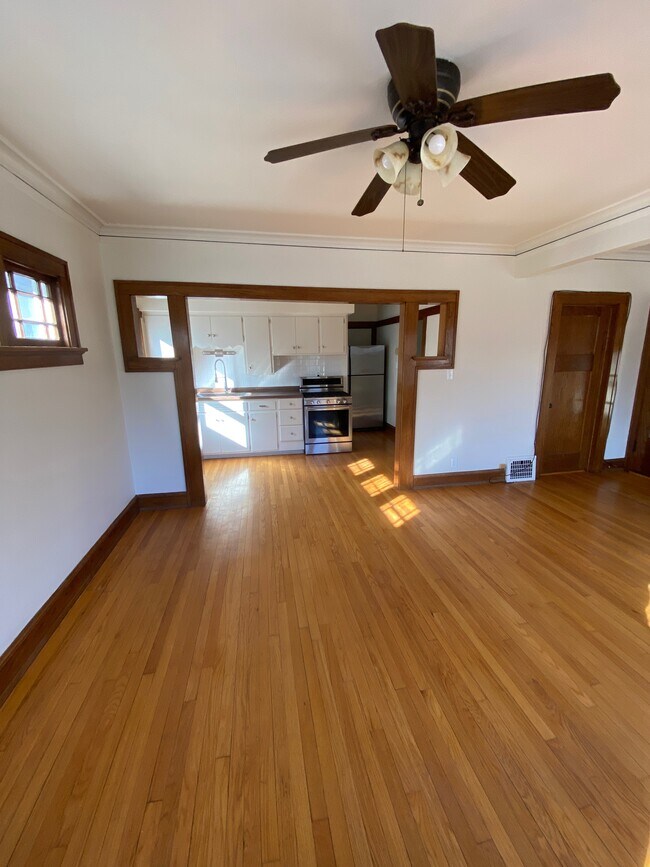 Foto del edificio - 3233 N Humboldt Blvd