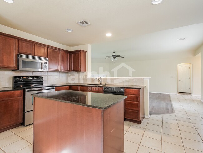 Foto del edificio - 20377 East 33rd St S