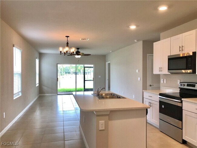 Foto del edificio - 18541 Cronin Sand Ln