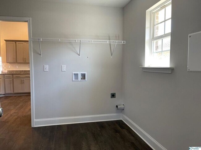 Foto del edificio - 197 Abercorn Dr