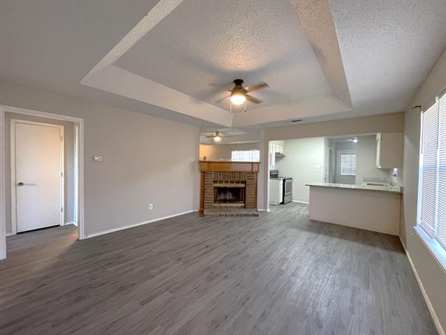 Building Photo - 216 Christina Pl