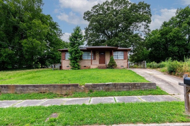 Foto del edificio - 3 Bedroom/2 Bath in Birmingham