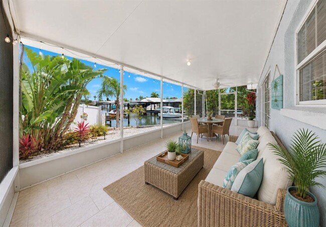 Foto del edificio - 6513 Abaco Dr