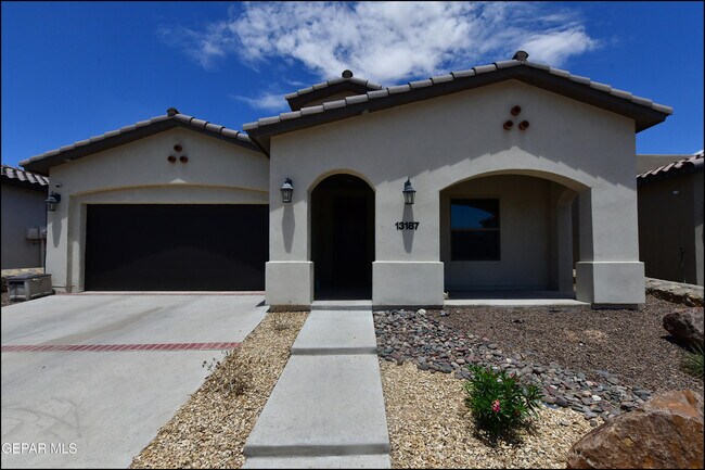 Foto del edificio - 13187 Borwick Rd